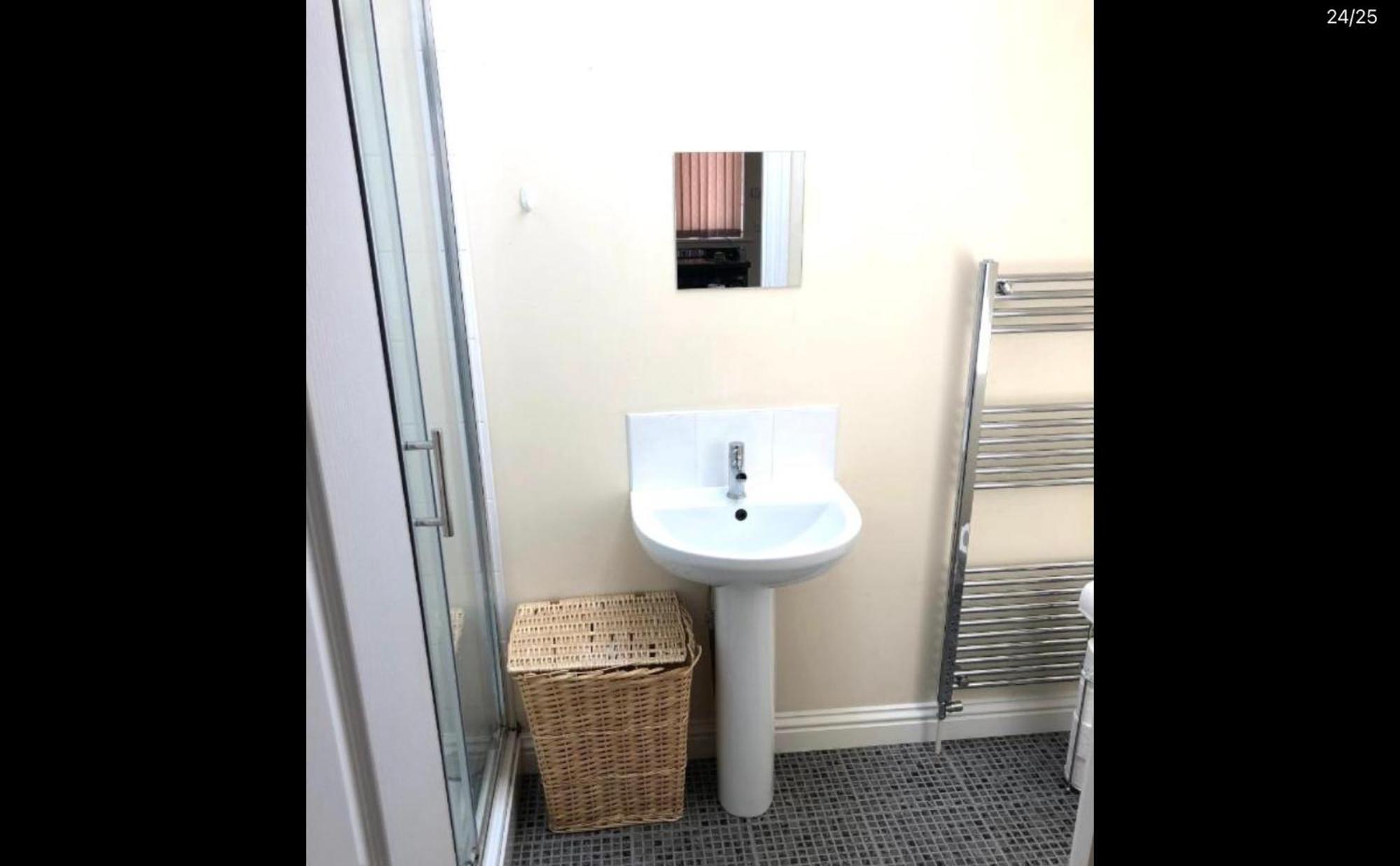 Lt Ground Floor 1 * Luton (Bedfordshire)