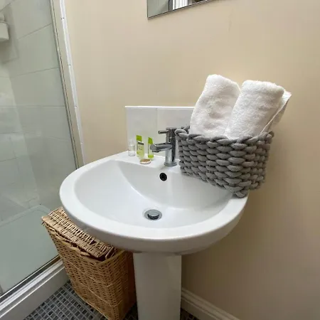 Lt Properties Studio Apartment Ground Floor 1 Luton  Exterior foto